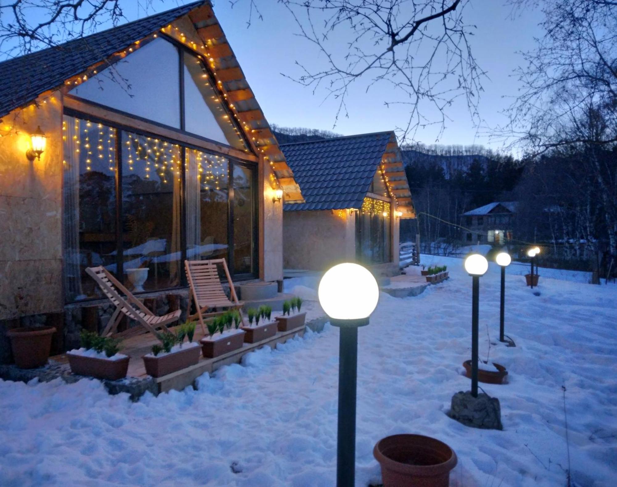 Kazbegi Cottages Qabarjina Bagian luar foto