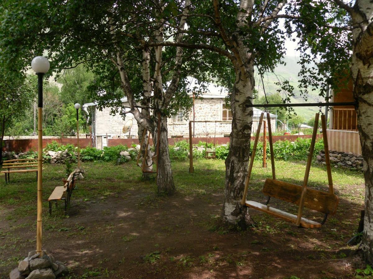 Kazbegi Cottages Qabarjina Bagian luar foto